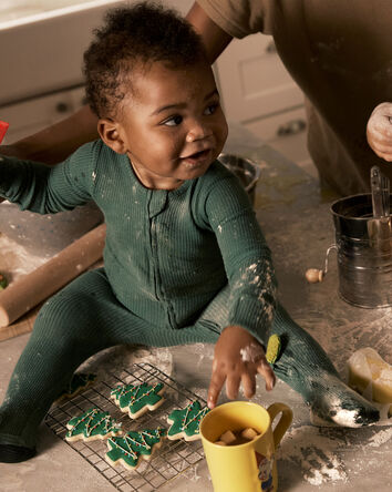 Baby Solid Print PurelySoft Long-Sleeve Sleep & Play Pajamas - Green, 